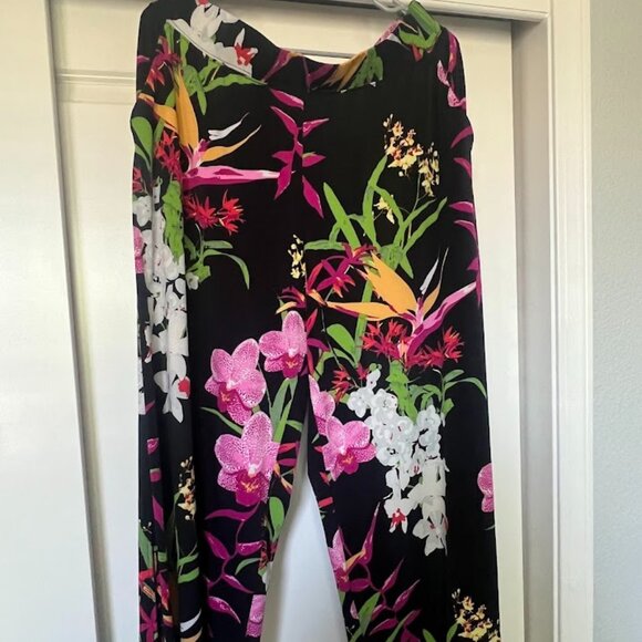 G.I.L.I Got It Love It Tropical Floral Side Slit Pants Size Medium - Picture 1 of 9